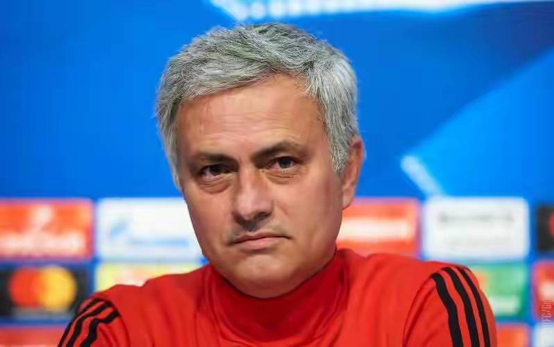 这波操作太, 队花钱