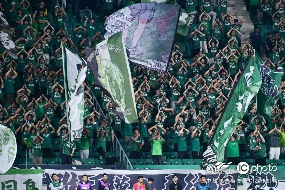 鼓励和呐喊 鼓励和呐喊