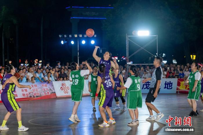 图为梧州市, 吸引众多市, om